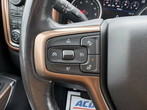 Used 2021 Chevrolet Silverado 1500 High Country w/ Technology Package AWD/4WD image 17