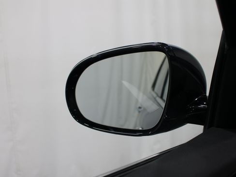 Used 2018 Kia Sorento FWD image 9