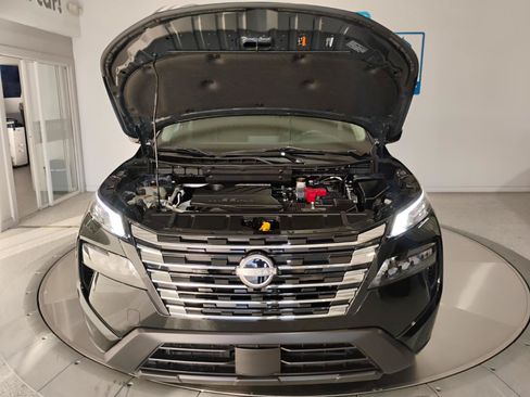 Used 2024 Nissan Rogue SV w/ SV Premium Package FWD image 91