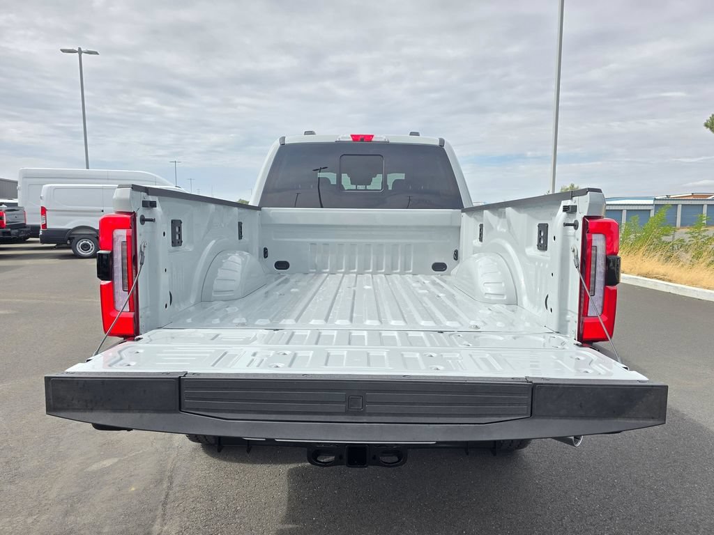 New 2026 Ford F350 Platinum w/ FX4 Off-Road Package AWD/4WD image 30