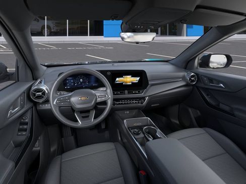 New 2027 Chevrolet Equinox LT w/ Convenience Package II FWD image 15