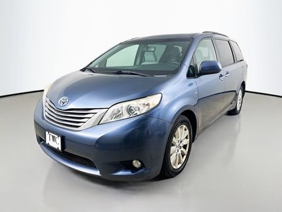 Used 2017 Toyota Sienna XLE Premium