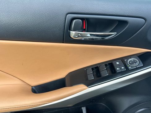 Used 2014 Lexus IS 250 image 12