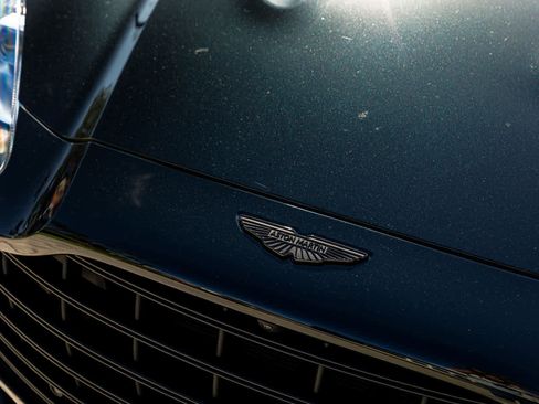 Used 2025 Aston Martin DBX 707 image 8