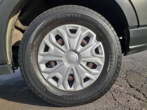 Used 2016 Ford Transit 350 XLT image 24