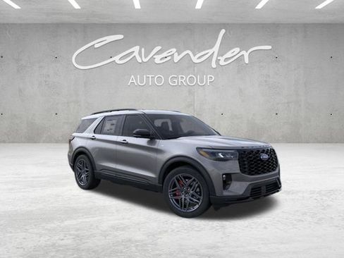 New 2026 Ford Explorer ST-Line w/ ST-Line Street Pack RWD image 8