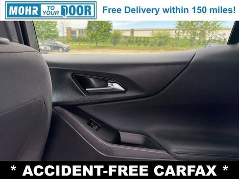Used 2025 Chevrolet Equinox LT FWD image 32