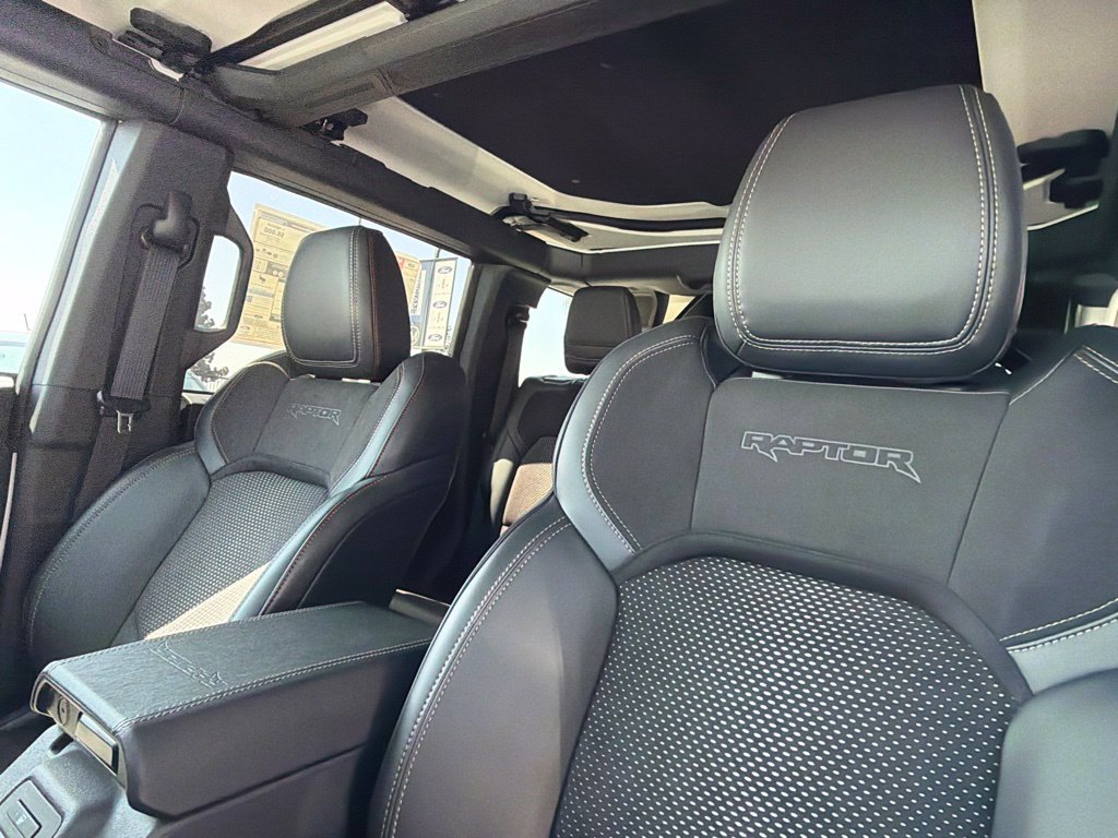 New 2026 Ford Bronco Raptor w/ Interior Carbon Fiber Pack AWD/4WD image 21