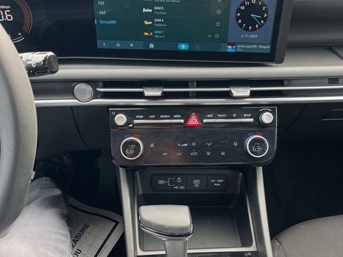 Used 2026 Hyundai Tucson SEL image 12