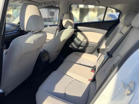 Used 2016 MAZDA MAZDA3 i Touring w/ Popular Equipment Package image 20