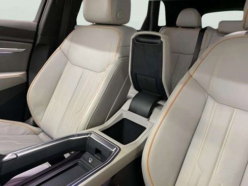 Used 2024 Audi Q8 e-tron Prestige w/ Prestige Package image 63