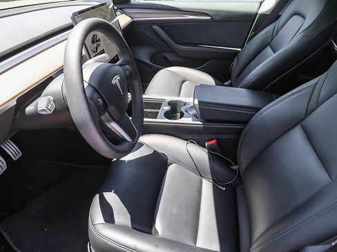 Used 2021 Tesla Model 3 Performance AWD/4WD image 5