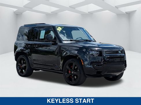 Used 2023 Land Rover Defender 90 X AWD/4WD image 3
