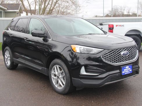 Certified 2024 Ford Edge SEL image 3