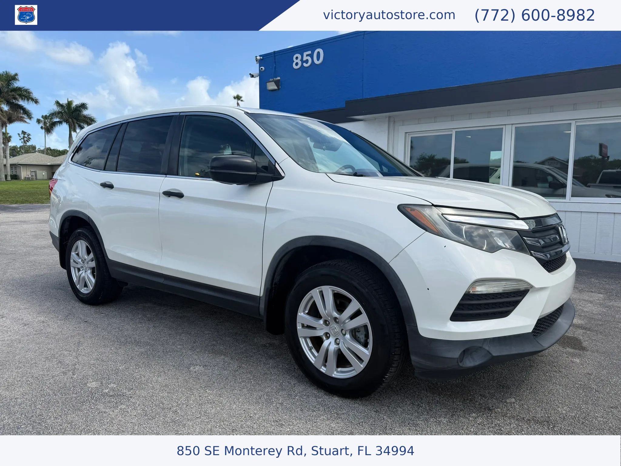 Used 2018 Honda Pilot LX image 1