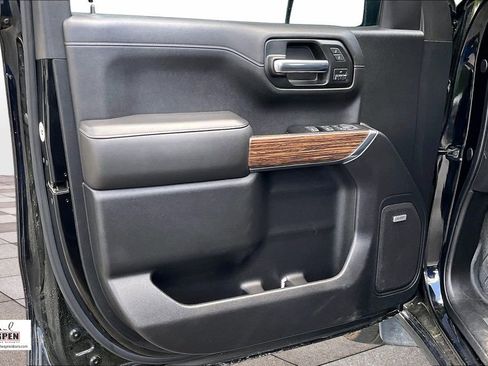 Used 2019 Chevrolet Silverado 1500 High Country image 23