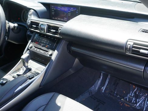 Used 2018 Lexus IS 300 F Sport RWD image 12
