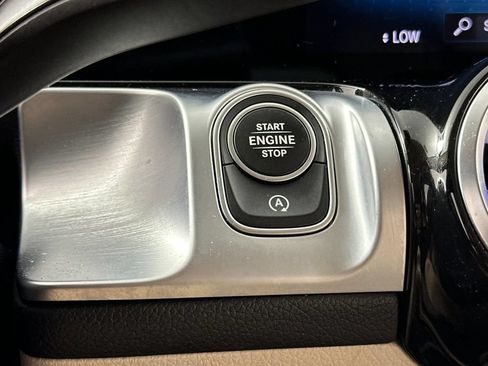 Certified 2022 Mercedes-Benz GLB 250 4MATIC image 26