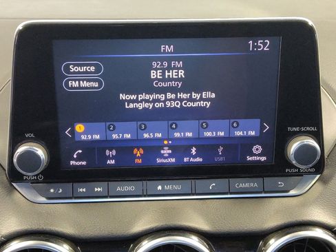 Used 2021 Nissan Sentra SV w/ Electronics Package image 25