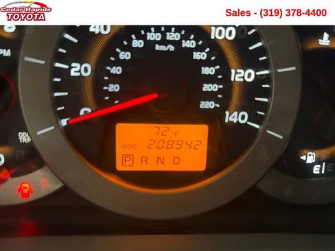 Used 2011 Toyota RAV4 4WD image 18