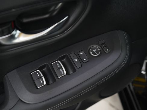 Used 2024 Honda HR-V EX-L image 19