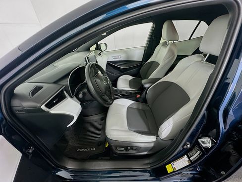 Used 2022 Toyota Corolla XSE image 13