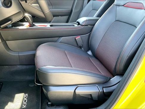 Certified 2025 Nissan Kicks SR w/ Interior Electronics Package FWD image 23