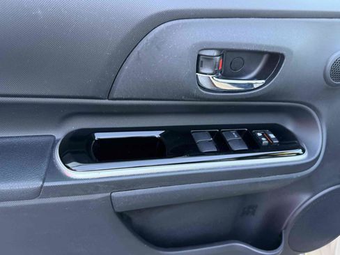 Used 2018 Toyota Prius C Two image 87