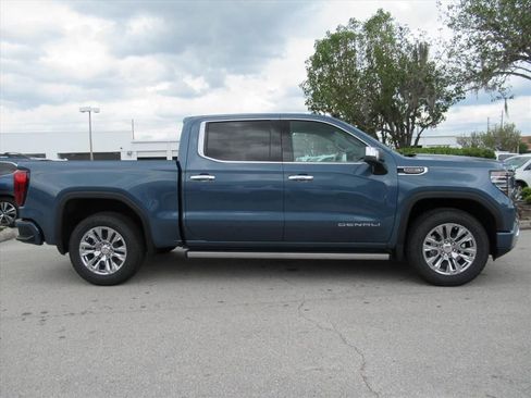 New 2026 GMC Sierra 1500 Denali w/ Technology Package AWD/4WD image 2