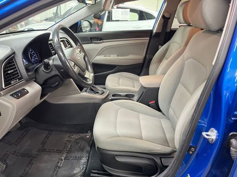 Used 2017 Hyundai Elantra SE w/ SE A/T Tech Package 03 image 12