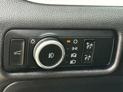 Certified 2024 Ford Explorer XLT w/ Equipment Group 202A image 24