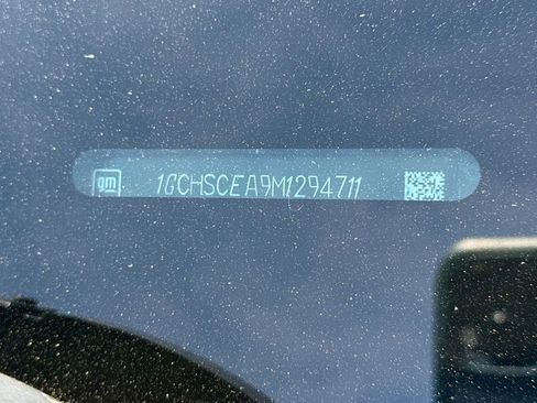 Used 2021 Chevrolet Colorado LT w/ Fleet Safety Package image 3