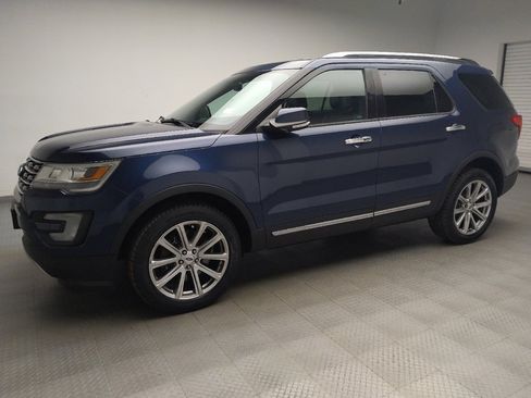 Used 2017 Ford Explorer Limited AWD/4WD image 2