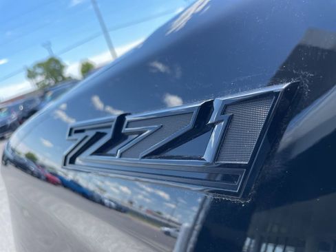 Used 2023 Chevrolet Silverado 1500 RST w/ Z71 Off-Road Package AWD/4WD image 13