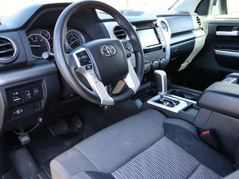 Used 2016 Toyota Tundra SR5 w/ SR5 Upgrade Package image 3