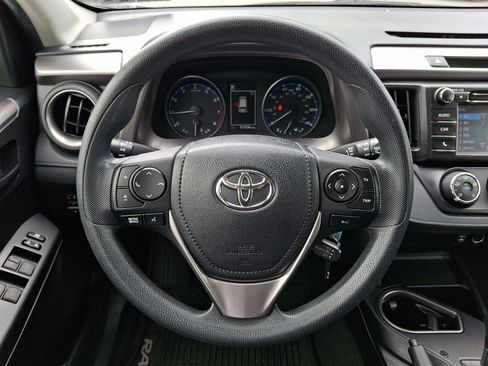 Used 2018 Toyota RAV4 LE w/ All Weather Liner Package AWD/4WD image 20