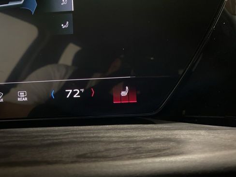 Used 2025 Audi Q5 Premium w/ Convenience Package image 51