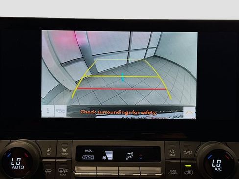 Certified 2025 Toyota Grand Highlander FWD image 12