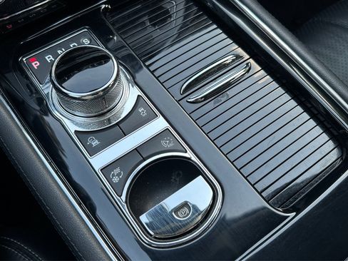 Used 2016 Jaguar XJ R-Sport image 34