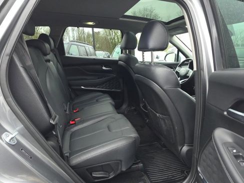 Used 2019 Hyundai Santa Fe AWD image 23