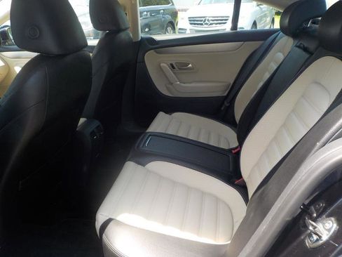 Used 2012 Volkswagen CC Lux image 18