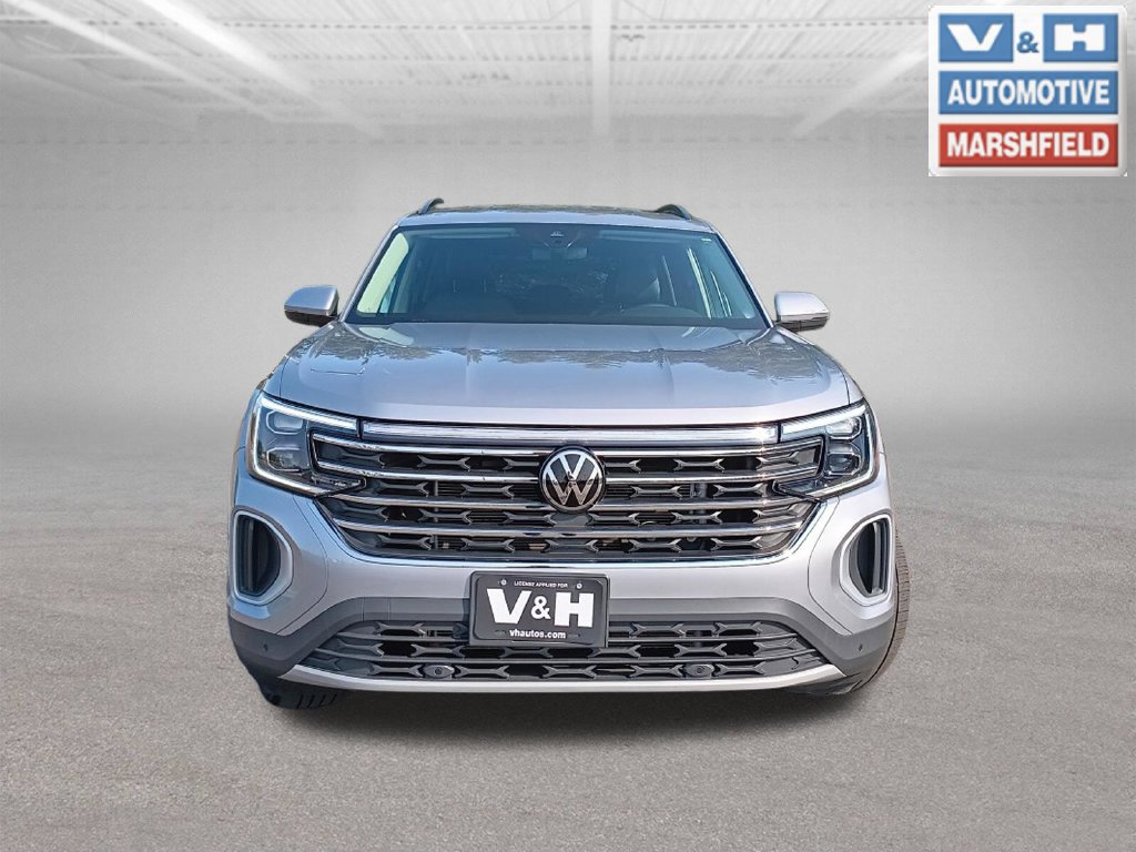 Used 2025 Volkswagen Atlas SE AWD/4WD image 9