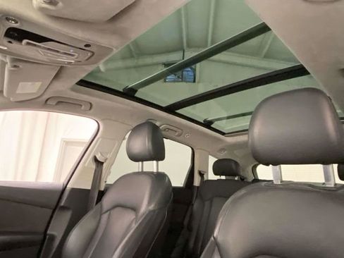 Used 2018 Audi Q7 3.0T Prestige image 15