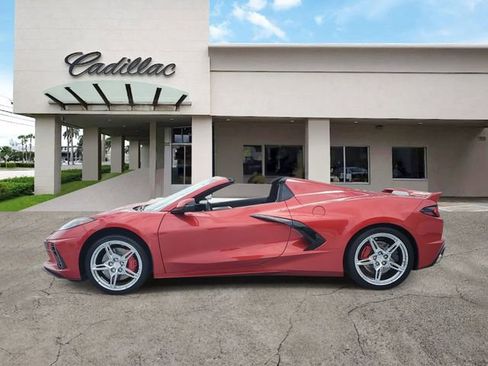 Used 2023 Chevrolet Corvette Stingray Premium Conv w/ Z51 Performance Package image 2