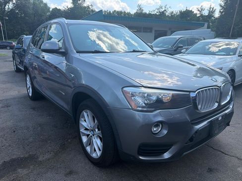 Used 2017 BMW X3 xDrive28i AWD/4WD image 3