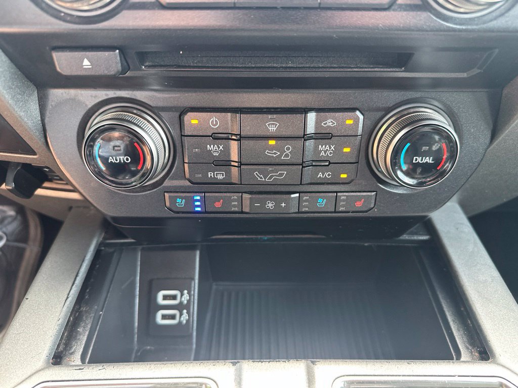 Used 2018 Ford F150 Raptor w/ Equipment Group 802A Luxury AWD/4WD image 26