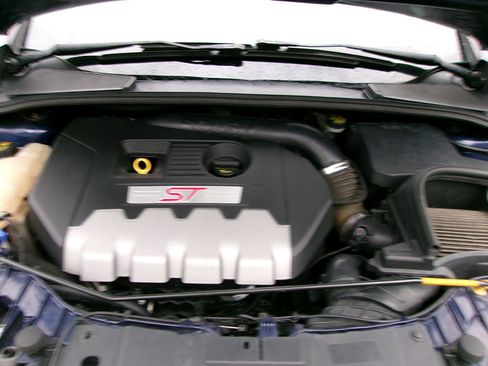 Used 2016 Ford Focus ST image 15