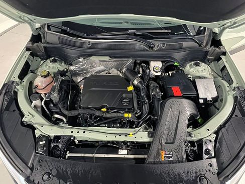 Used 2024 Chevrolet Trax RS image 40