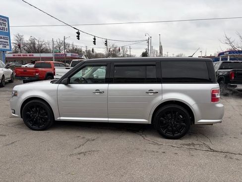Used 2019 Ford Flex Limited w/ Appearance Package FWD image 3