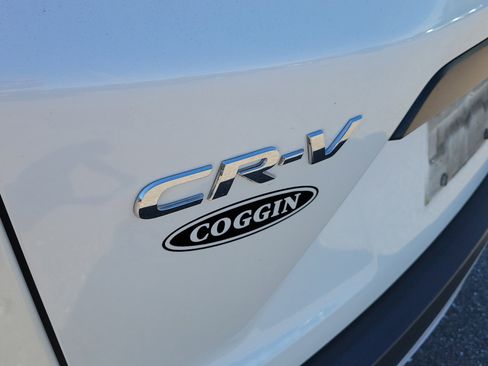 Used 2017 Honda CR-V LX image 11